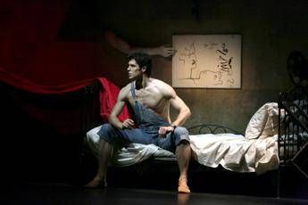 Alla Scala Roberto Bolle danza 'Le Jeune homme et la Mort' Alla Scala Roberto Bolle danza 'Le Jeune homme et la Mort'